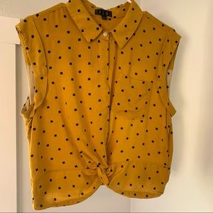 Short sleeve yellow top with gathered front detail